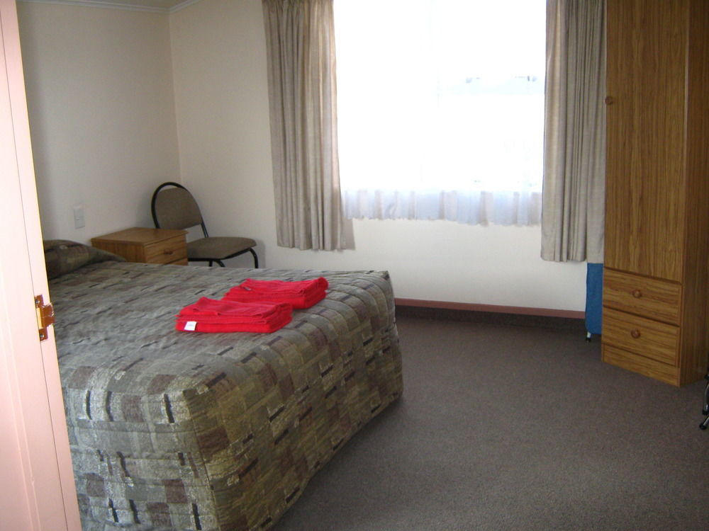 Golden Bay Motel タカカ エクステリア 写真